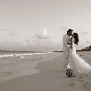 https://villa-sol-y-luna.quintano-roohotels.com